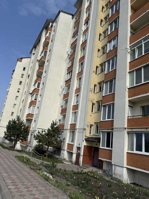 Продаж 2 кім. квартири  вул. Тракт Глинянський за вигідною ціною Львов - изображение 1