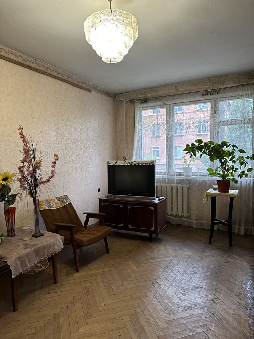 Продається 3-кімнатна квартира в районі Танку Чернігів - зображення 1