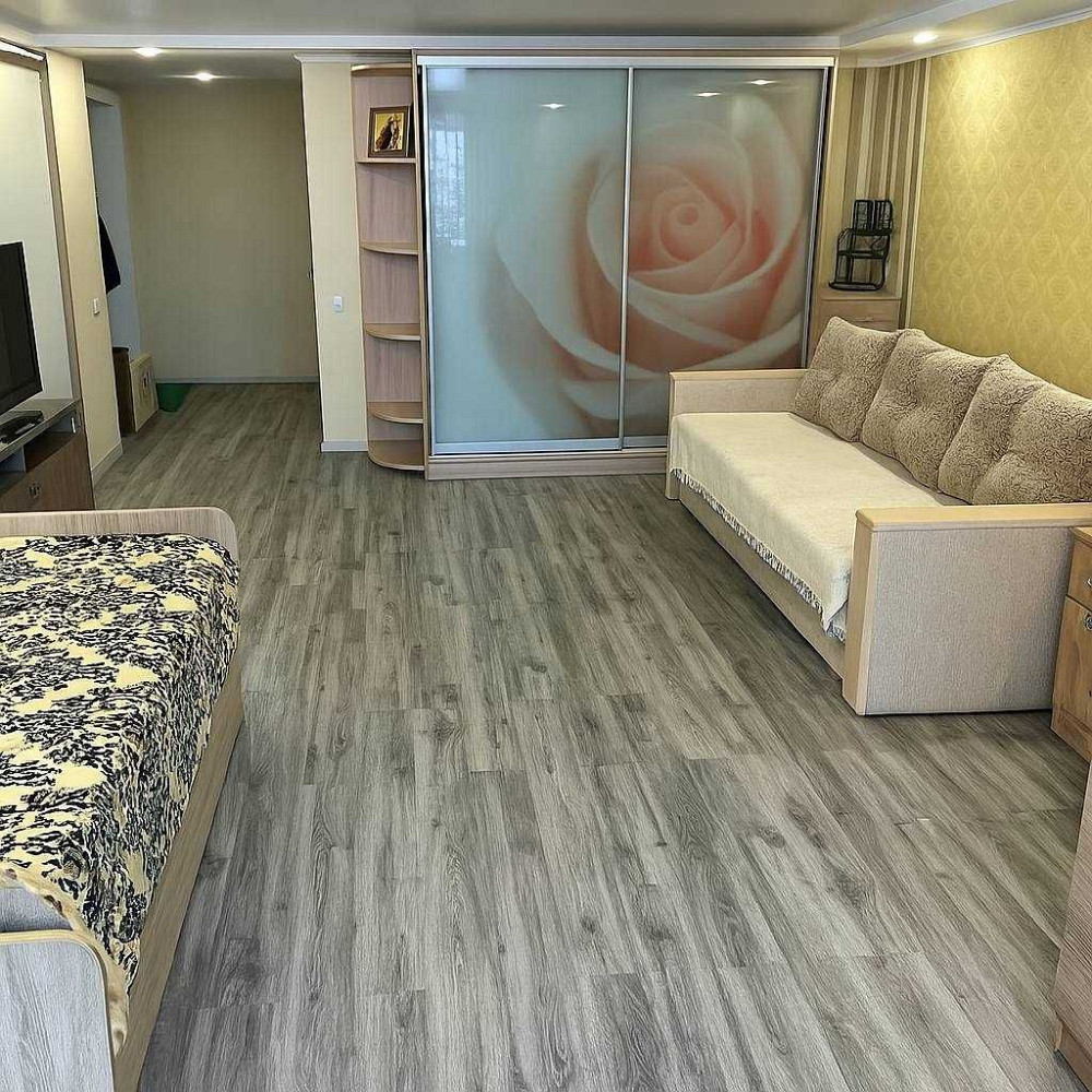 ЖК Радужный! 1КОМ/Ремонт!Срочно! Лиманка - изображение 1