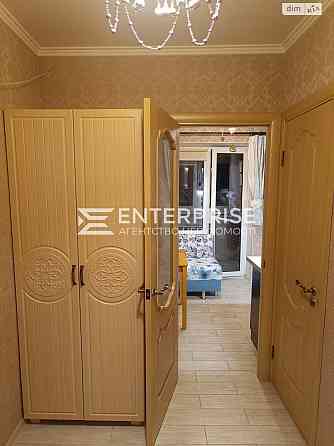 Продаж 1к квартири 38.7 кв.м  вул. О.Бальзака, Деснянський Киев