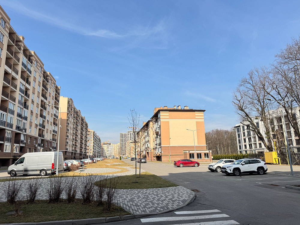 Продаж квартир у ЖК "Кришталеві Джерела", 4-та черга. Хотов - изображение 2