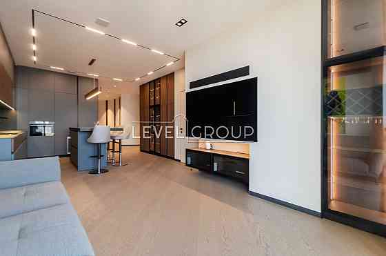 Бульварно-Кудрявська 21 Клубний будинок 'Арт Холл', VIP ремонт, 123 м2 Киев