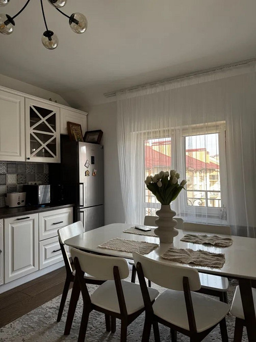 Продаж просторої 2-х кімнатної | Новий Район | Ужгород - изображение 2