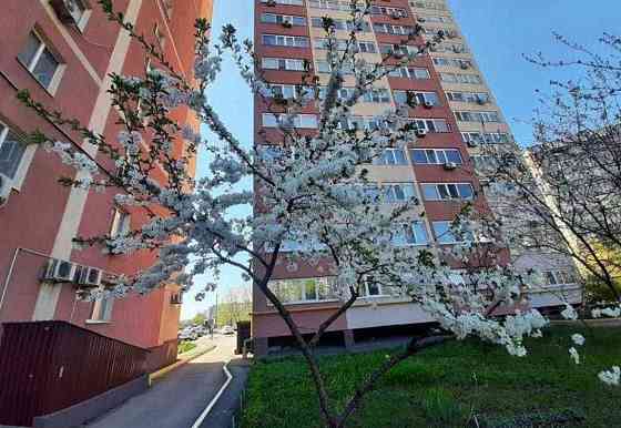 Новострой! Продам 2 к. квартиру 74 кв. м.  с ремонтом в ж/к Рубиновый Днепр