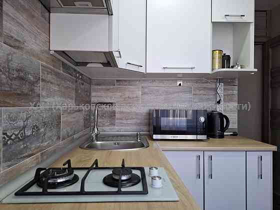 Продаю 3к квартиру с капремонтом, Салтовка. К73 Харків