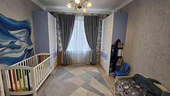 Продам 2к.квартиру.Печерськ.бул.Л.Українки 29.метро Звіринецька Киев