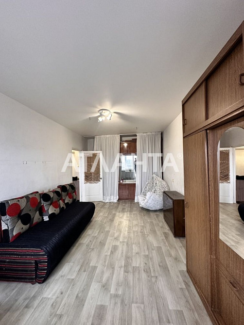 Однокомнатная квартира в доме 2000-х  годов Парковая/Слободка

Дом из Одесса - изображение 4