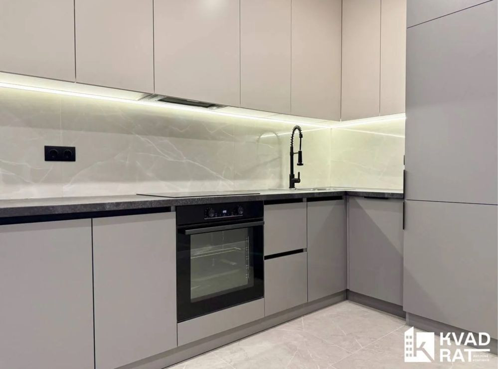 Стильна однокімнатна квартира з ремонтом Ивано-Франковск - изображение 5