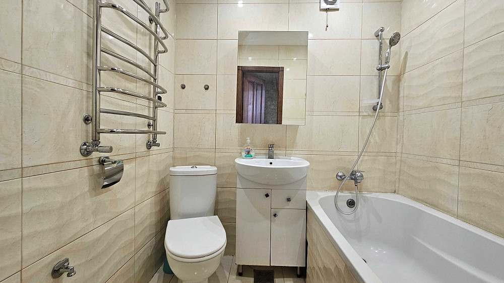 1-кімнатна з ремонтом. Центр. Мінімальне оформлення. Хмельницький - зображення 4