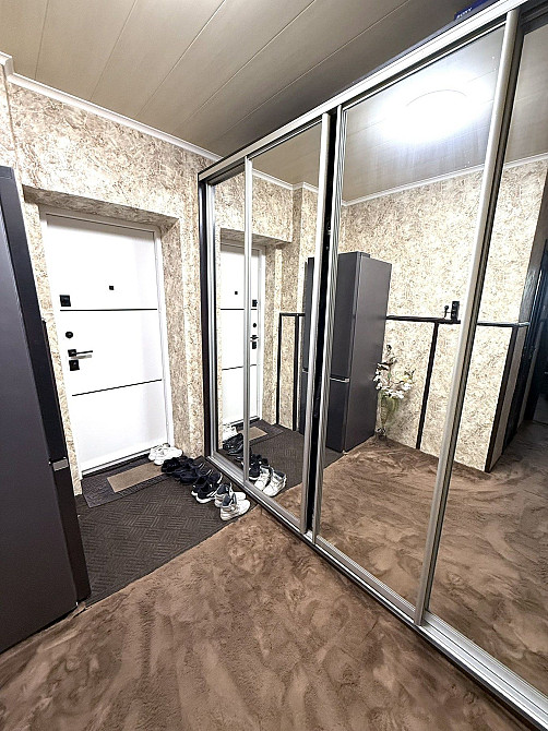 Продаж 2 кімн.квартири з ремонтом по вул Мирослава Скорика Ужгород - изображение 6