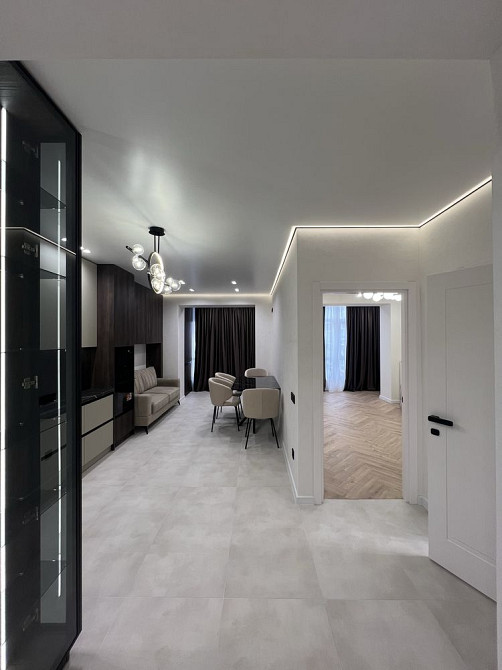 Шикарна 2 кімнатна квартира повністю укомплектована , центр міста Ивано-Франковск - изображение 1