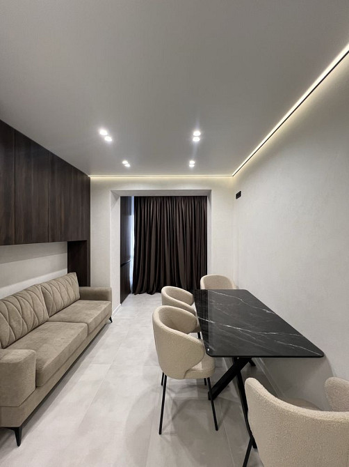 Шикарна 2 кімнатна квартира повністю укомплектована , центр міста Ивано-Франковск - изображение 6