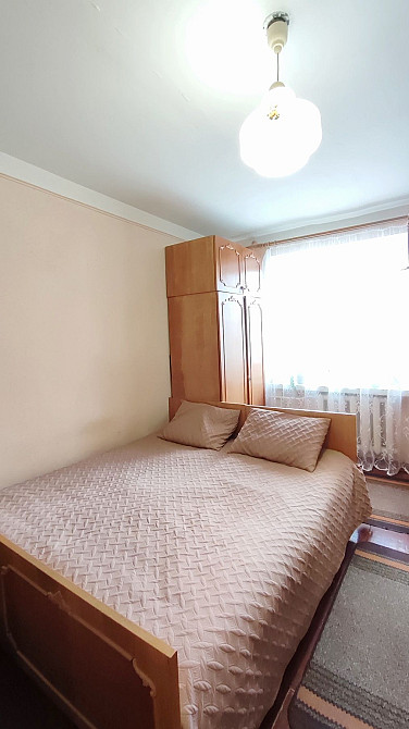 Продаж трикімнатної чешки район 11 школи Чернівці - зображення 1