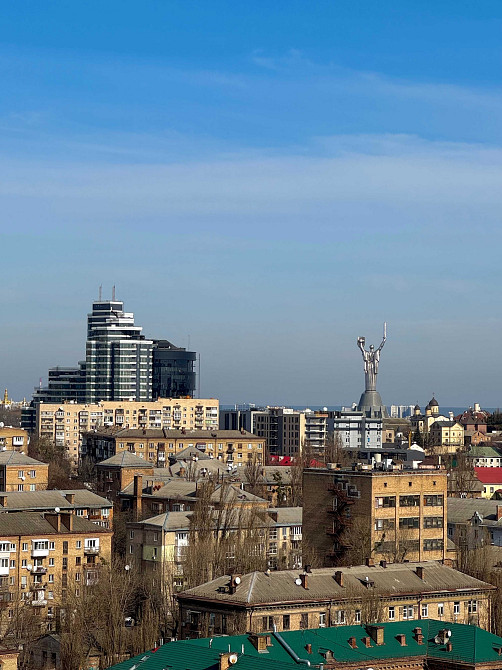 Продажа 3-к от собственника,  Печерск, ул. Андрея Верхогляда, 2-А Киев - изображение 3