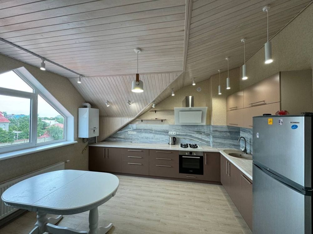 С мебелью и тнхникой! 2 к квартира в ЖК Александрийский Чорноморськ - зображення 1