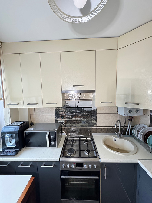 Продам затишну 1 кімнатну квартиру на Польовій  вул. Космонавтів Житомир - изображение 1