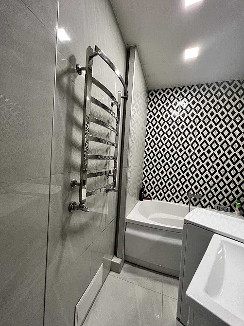 Продаж 2-х кім. квартири центр м.Львов вул.Лейнберга Львів - зображення 2