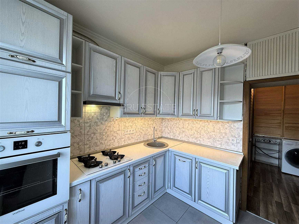 Продам 2к кв з ремонтом Дарницький р-н Тростянецька 3 Київ - зображення 1