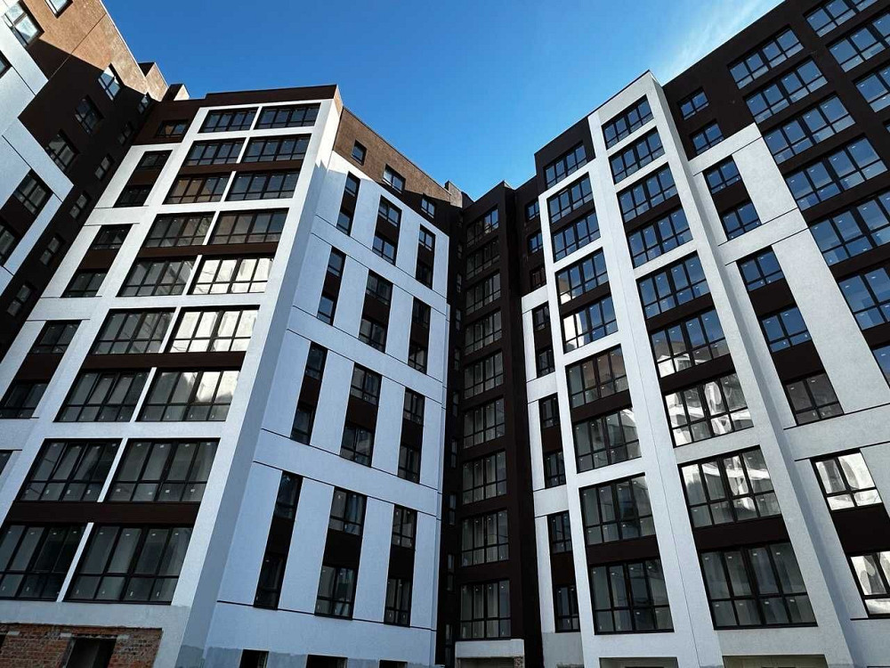 Компактна 1-кімнатна квартира біля Центрального озера Ивано-Франковск - изображение 1