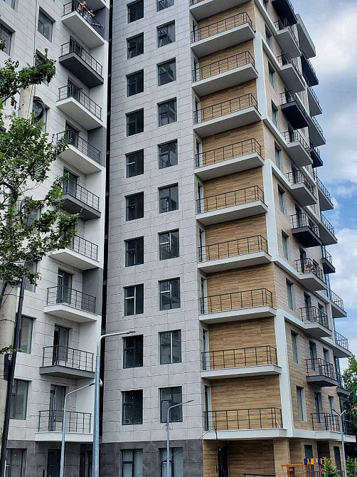 1 комнатная квартира-студия новый дом Фонтан море Одеса - зображення 1