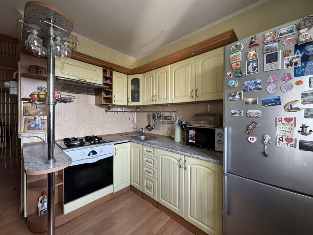 Чотирикімнатна квартира з ремонтом на Грабʼянки Львов - изображение 1