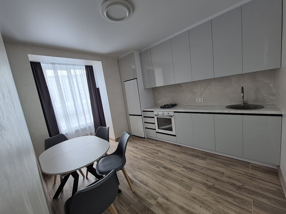 проспект Героїв Небесної Сотні 14/4 Святопетрівське (Києво-Свят.р-н) - зображення 2