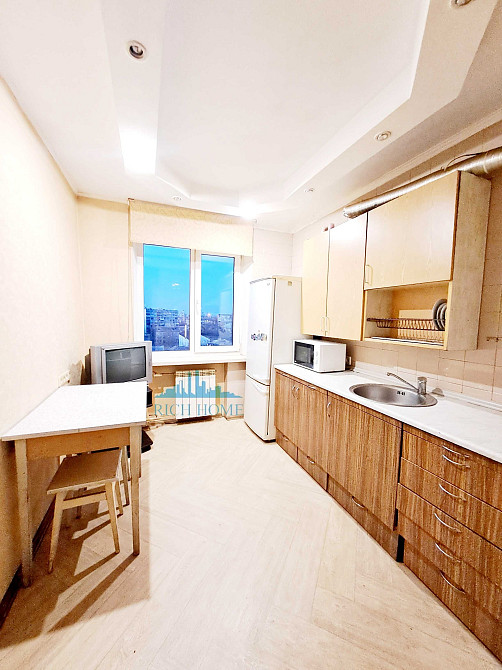 Продаж 3к квартири, вул. Шевельова Юрія, 49/20, м Бориспільська - 8 хв Киев - изображение 1