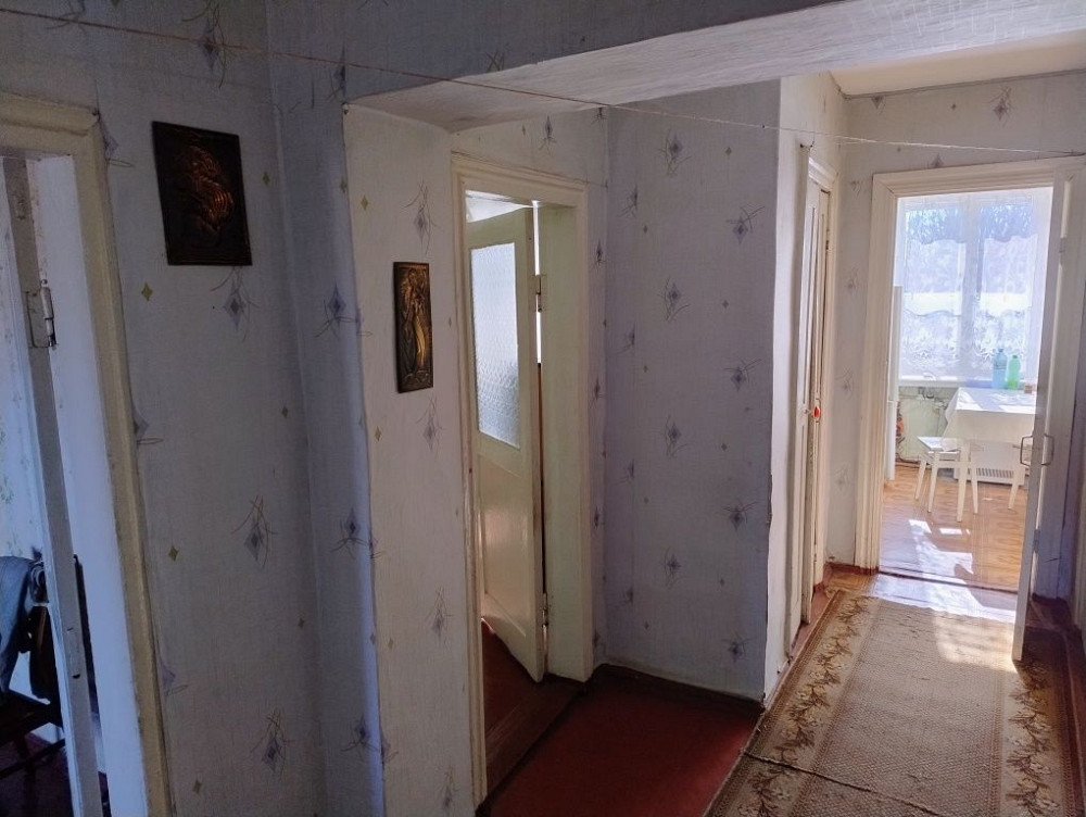 Продам 3-кімнатну квартиру Ржищев - изображение 1