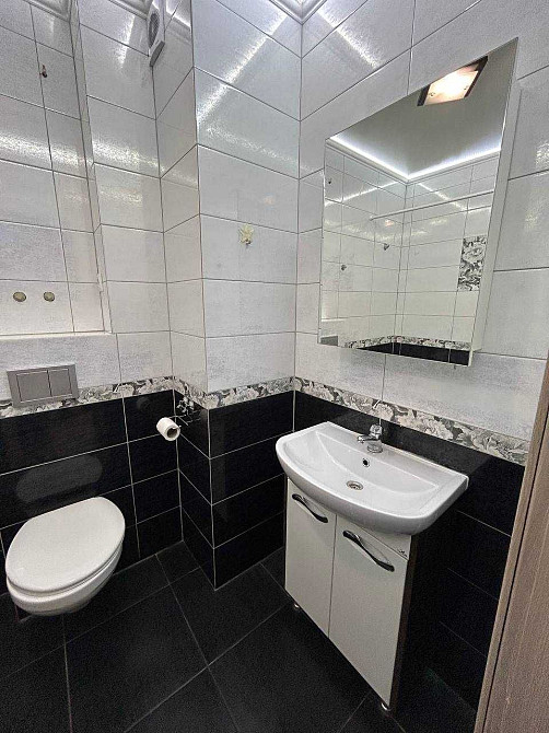 Нова простора квартира з ремонтом на Таірова Лиманка - изображение 8