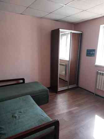 Сдам 1-комнатную студию, Радужный массив (возле озера), хозяин Киев