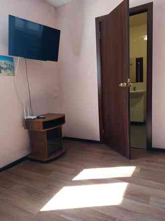 Сдам 1-комнатную студию, Радужный массив (возле озера), хозяин Киев