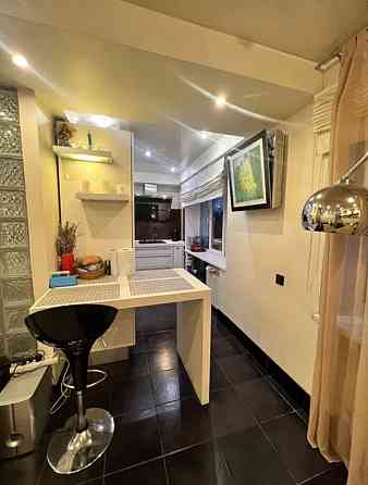 Власник. Аренда кварти 3 к, євроремонт, Либідська, палац Україна Киев