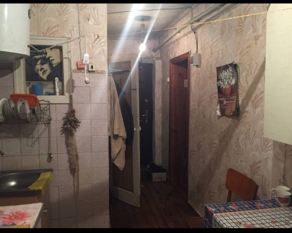 Продам однокомнатную квартиру не у гловая теплая торг Доброполье - изображение 1