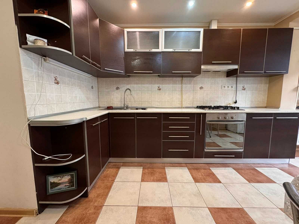 Оренда 2 новобудови в ЖК "Ріка" по вулиці Руській Черновцы - изображение 1