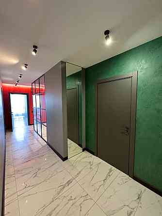 Оренда 100 м2 2 окремі спальні Лівобережка Соборності 30а Киев