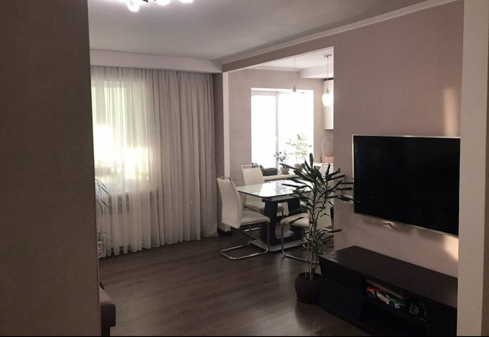 Продаётся 3 ком квартира Бородинский микрорайон Запоріжжя - зображення 6