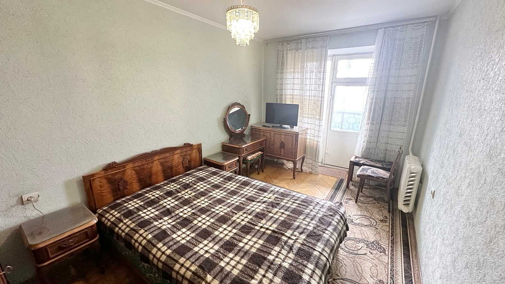 Фото реал 2к Чоколівка Севастопольська пл Караваєві Дачі Солом’янка Київ - зображення 1