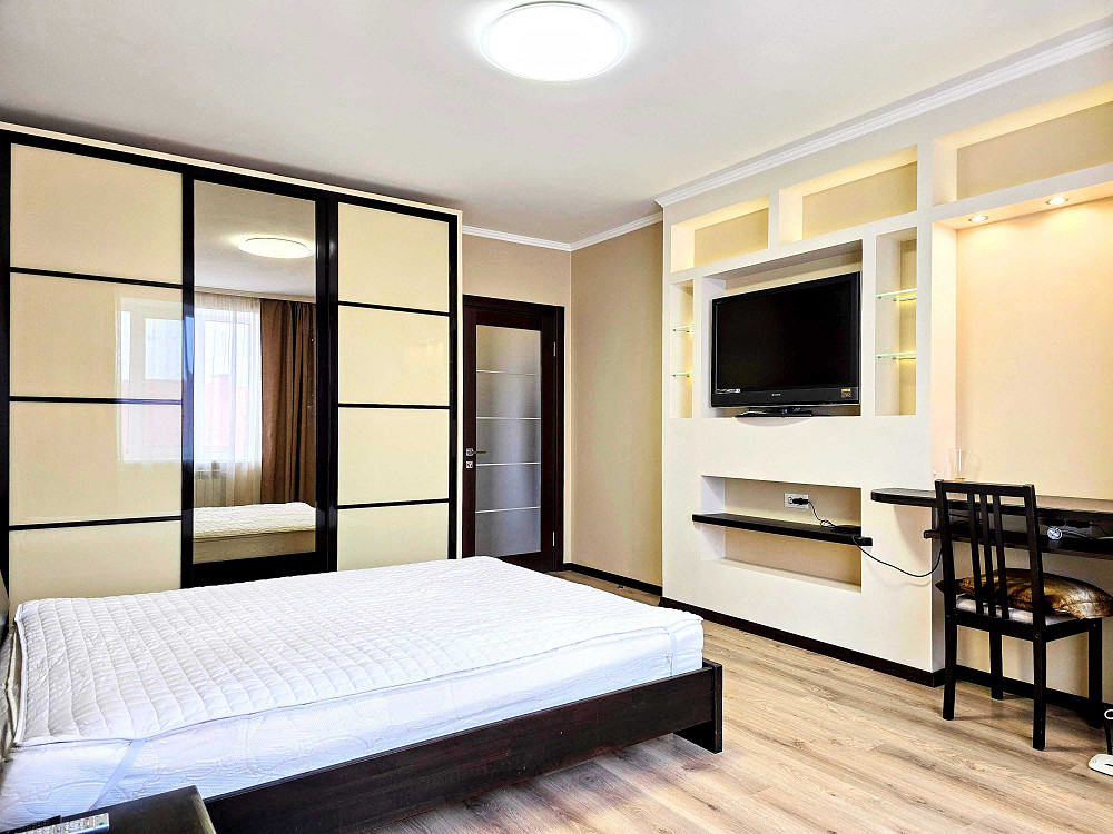 Здається 1 кімнатна "НОВОБУДОВА" на вул.ГЕРОЇВ МАЙДАНУ (р-н Корчма). Черновцы - изображение 4