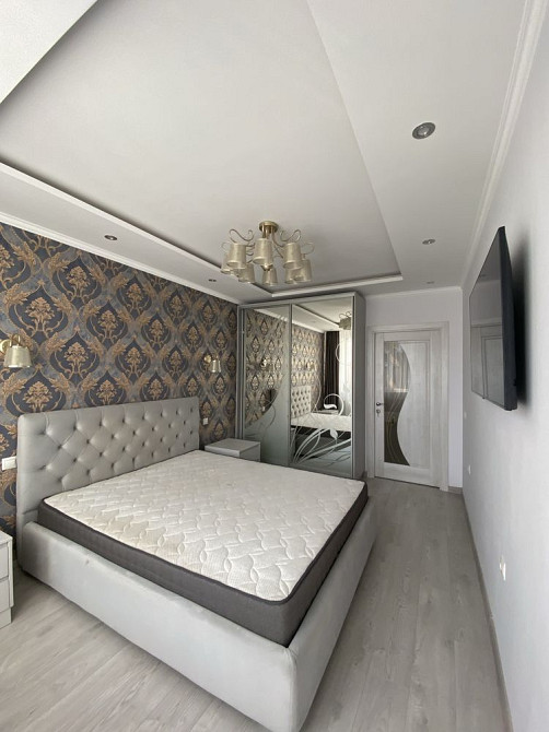 2 кім біля парку Шевченка Ивано-Франковск - изображение 7