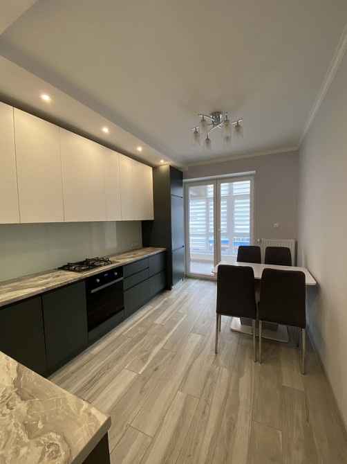 2 кім біля парку Шевченка Ивано-Франковск - изображение 2