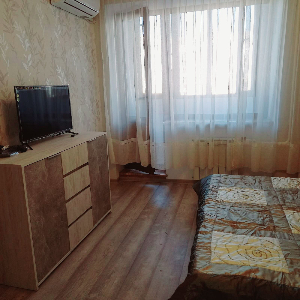 Квартира помесячно/понедельно на 1-2мес. Одесса - изображение 1