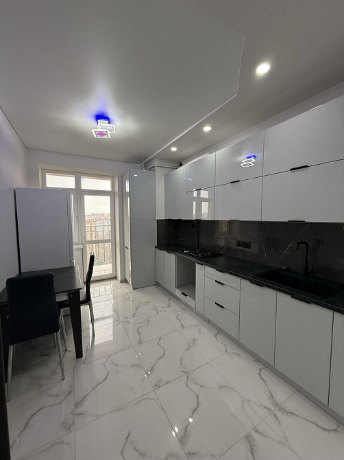 Здається в оренду 1 кімнатна Новобудова вул Рівненська Черновцы - изображение 1