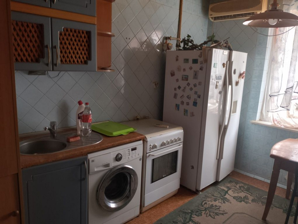 3-комнатная на шуменском Херсон - изображение 1