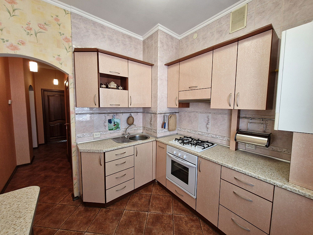 Продаж 2-х кімнатної квартири. "Сталінка". Автономка.  Крес. Кривий Ріг - зображення 2