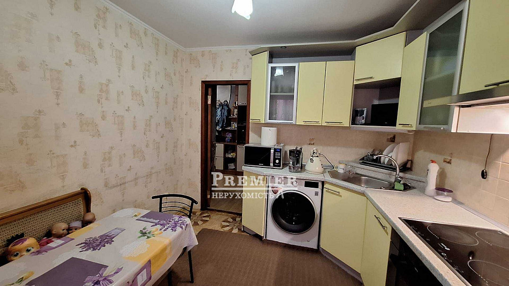 У продажу 3 кімн. квартира з видом на море. Чорноморськ - зображення 2