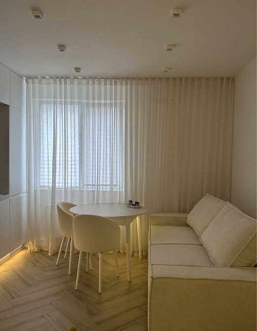 Продам евродвушку в  ЖК Континент Одесса - изображение 1