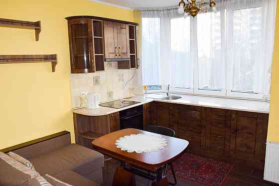 2кім. квартира з сучасним ремонтом і меблями  вул. Чапека Киев