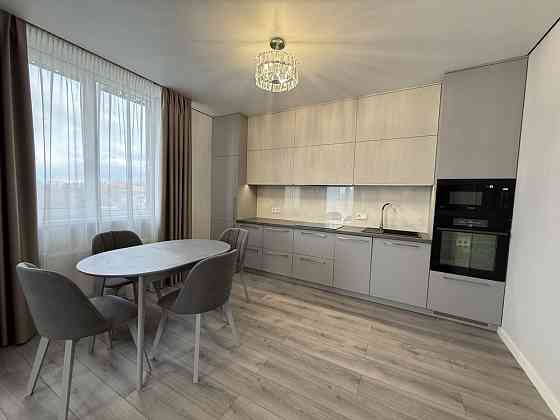 Оренда нових квартир в  ЖК «CITY HUB» вул .Кудряшова 8б Киев