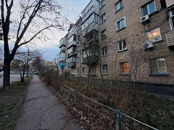 Здам в оренду квартиру біля метро Берестейськавулиця Василя Макухи 3 Киев
