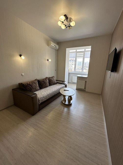 Сдам до Лета (на 1-2 мес.) 1ком.квартиру на Набережной Черноморск - изображение 2